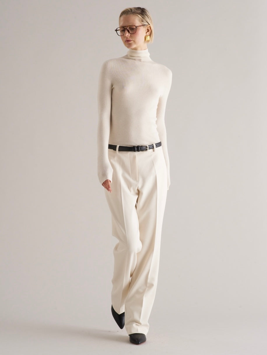 Mol Ultra Thin Merino Turtleneck Ivory