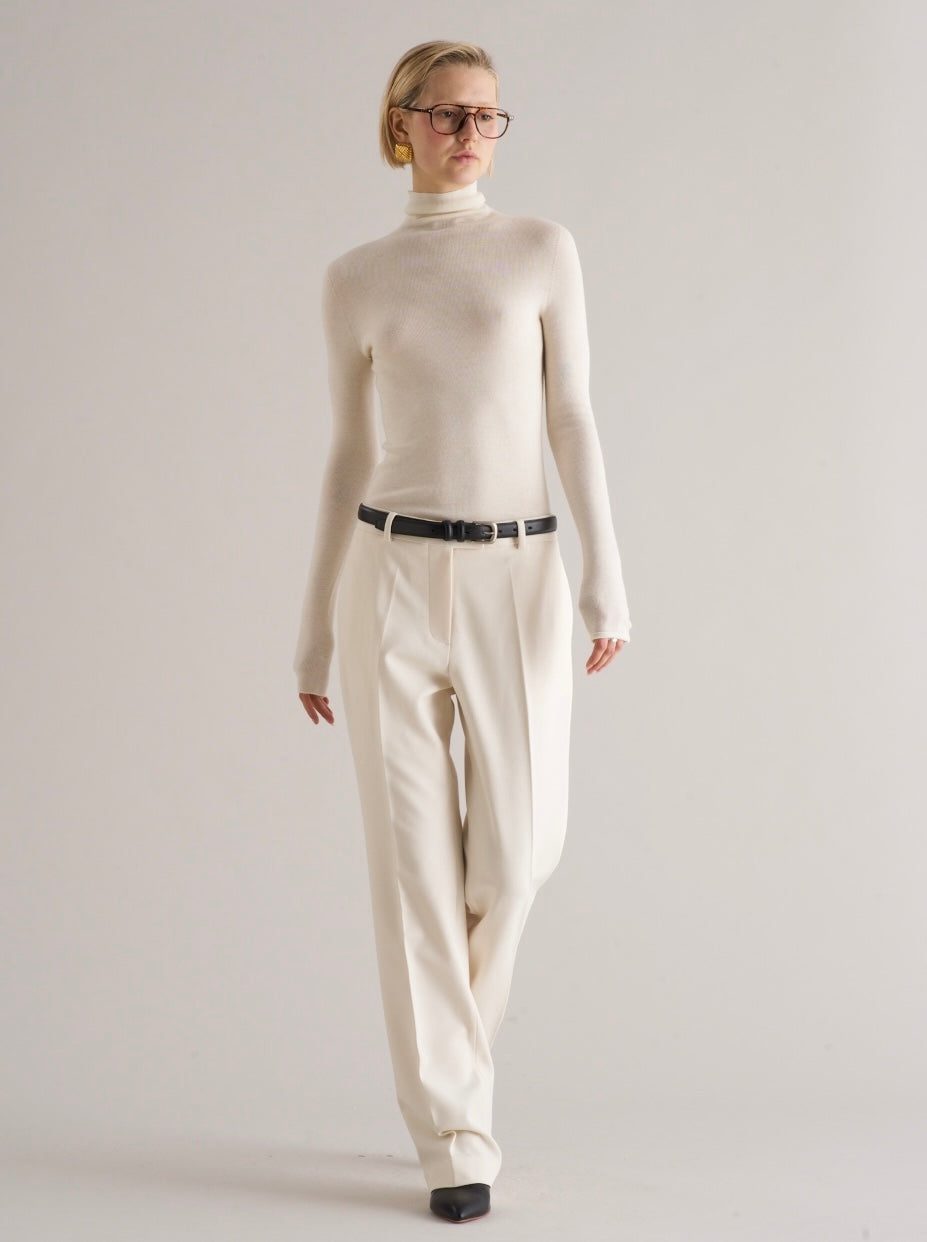Mol Ultra Thin Merino Turtleneck Ivory
