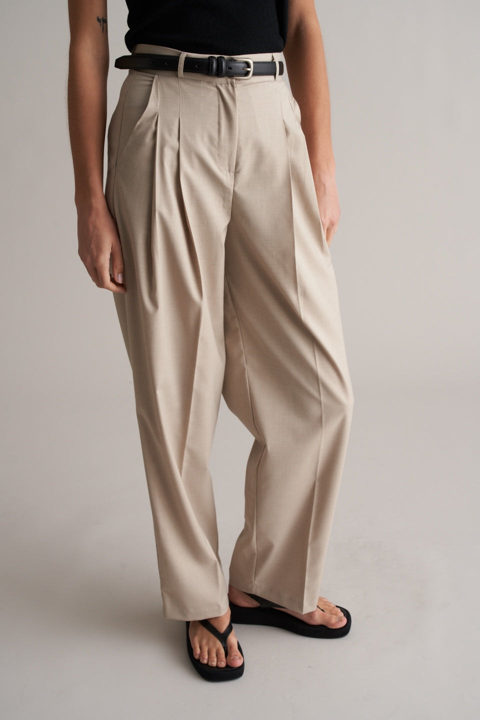 Daphne Pintuck Trousers Jute