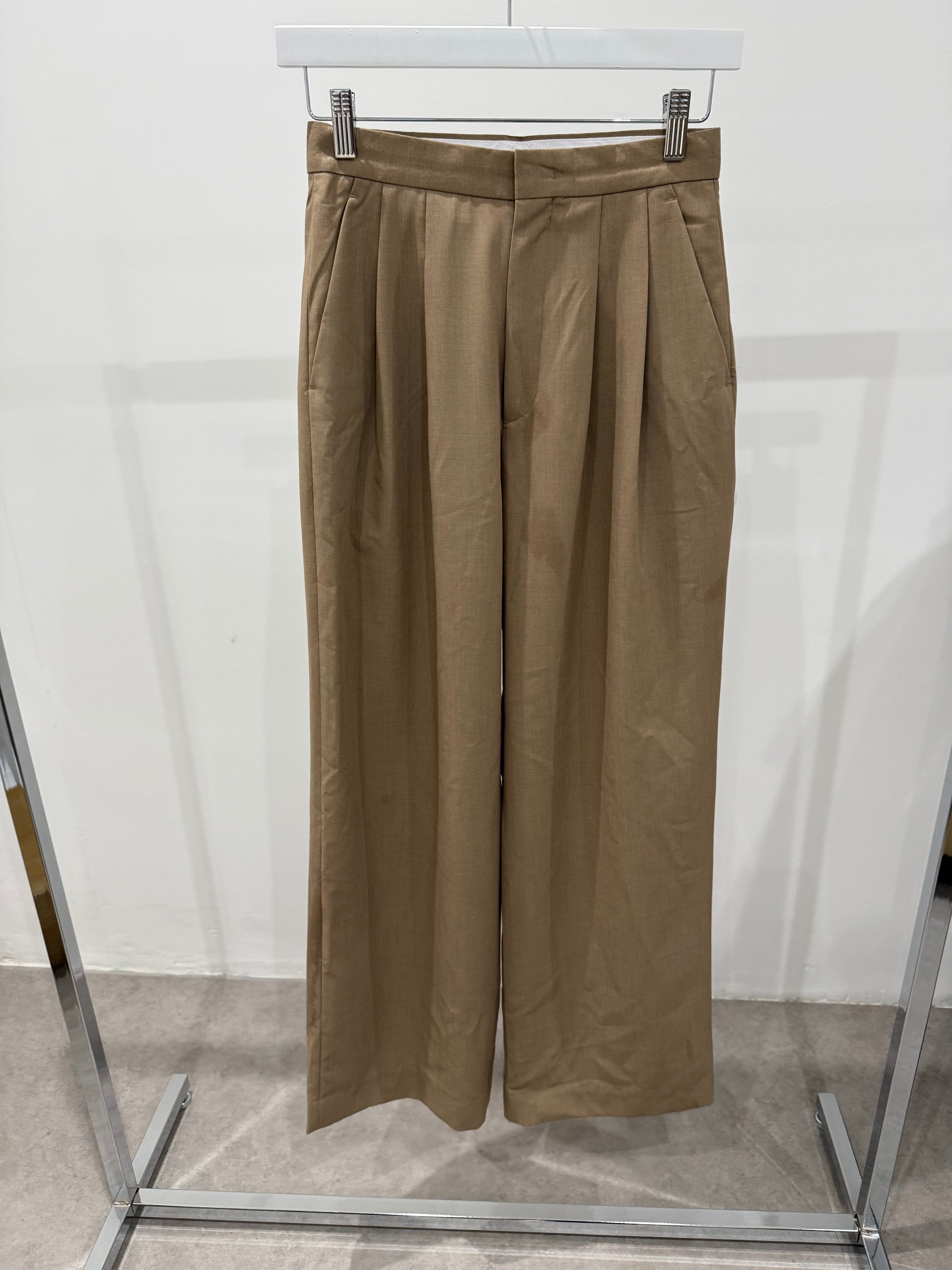 Pintuck Trousers Beige