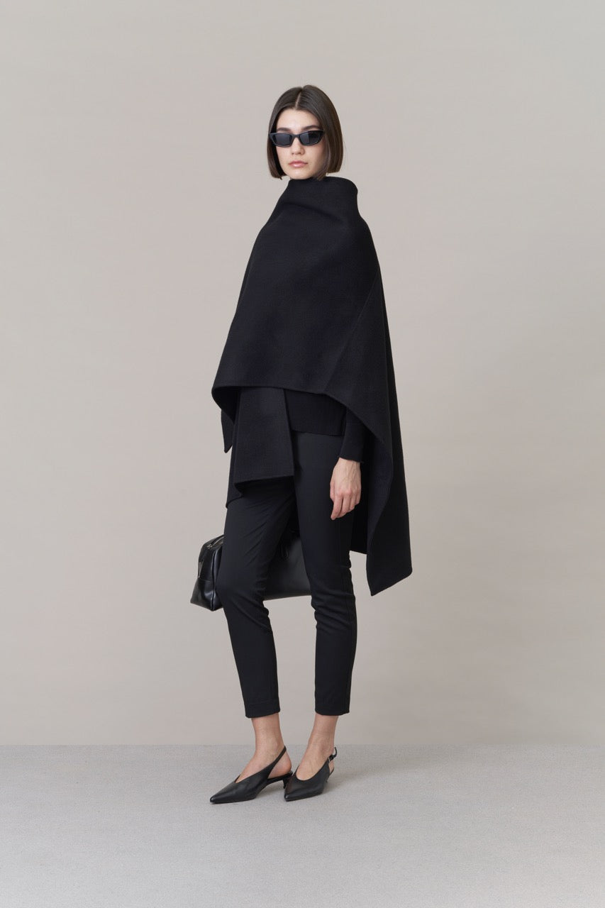 Nova Doublé Cashmere Blend Cape Onyx (Short)