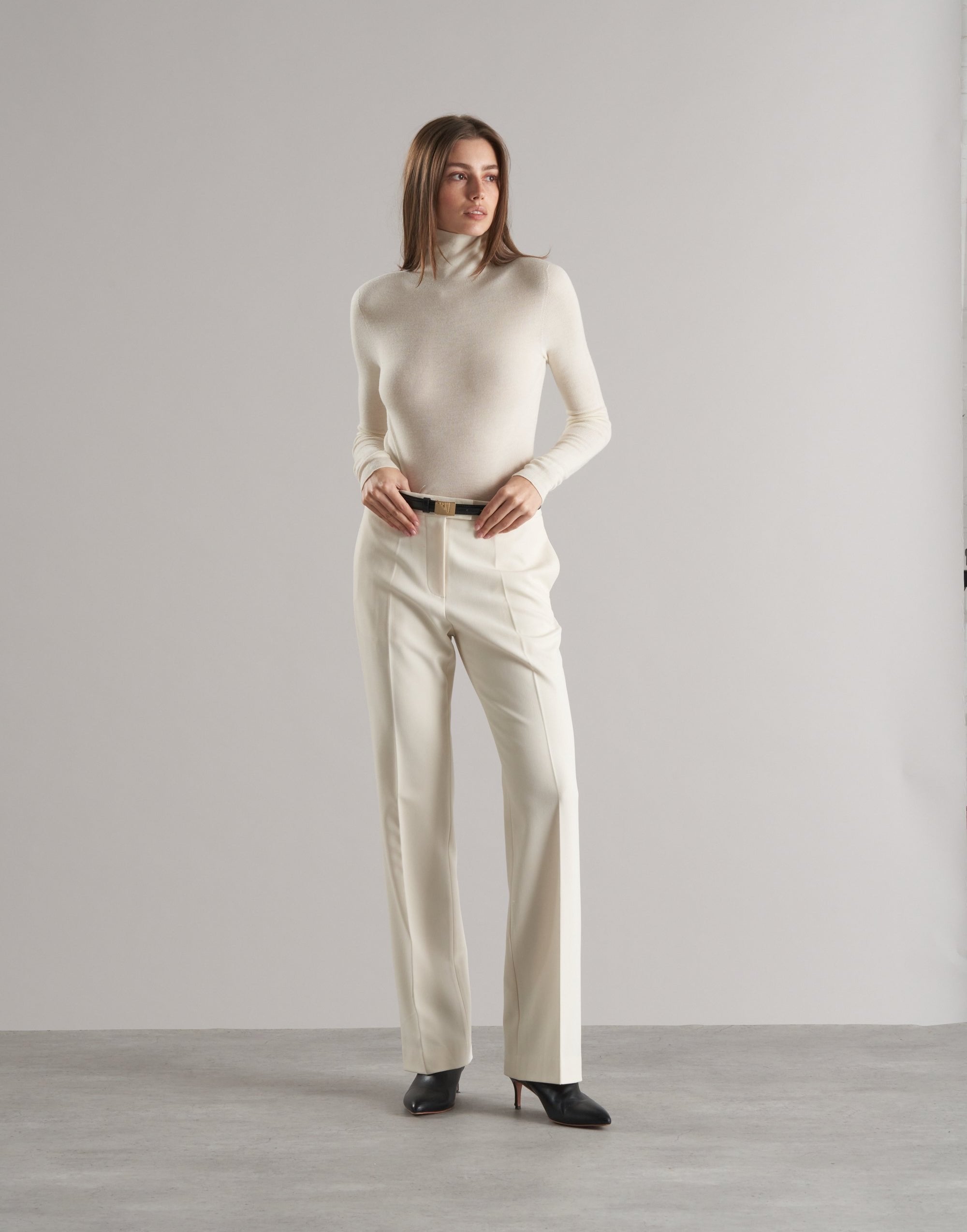Mol Ultra Thin Merino Turtleneck Ivory