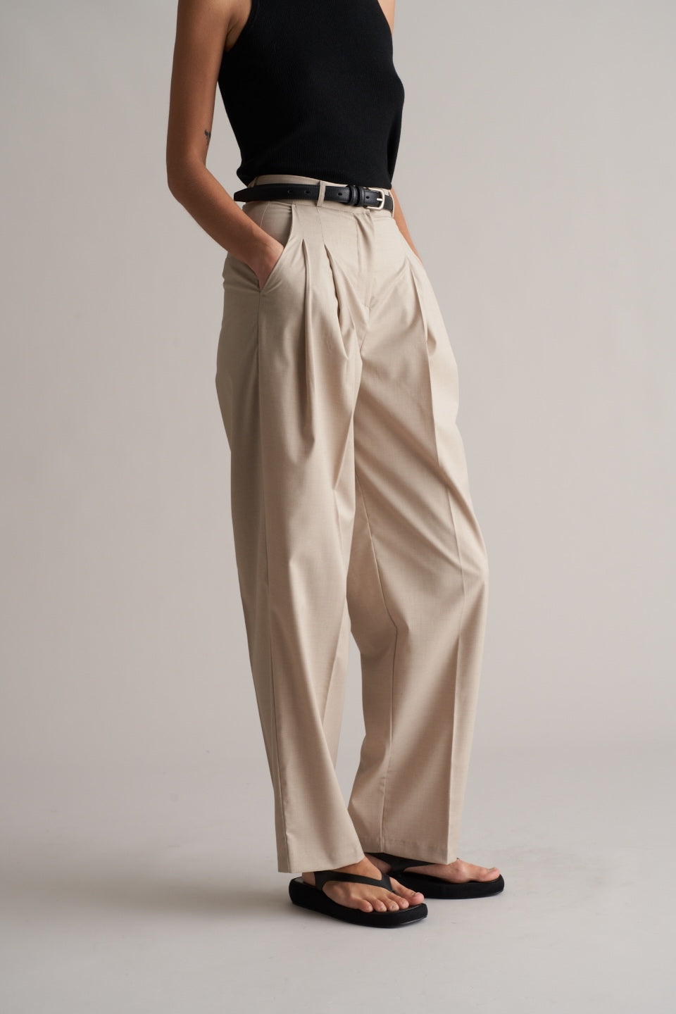 Daphne Pintuck Trousers Jute