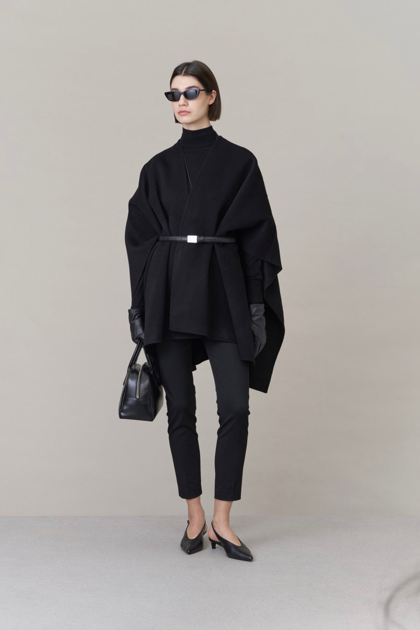 Nova Doublé Cashmere Blend Cape Onyx (Short)