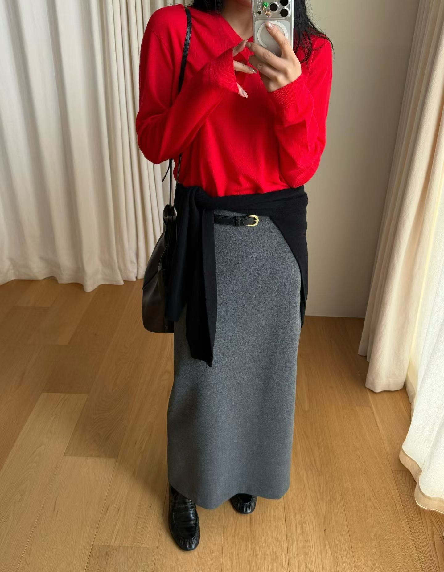 Kyle V Neck Wool Knit Cherry