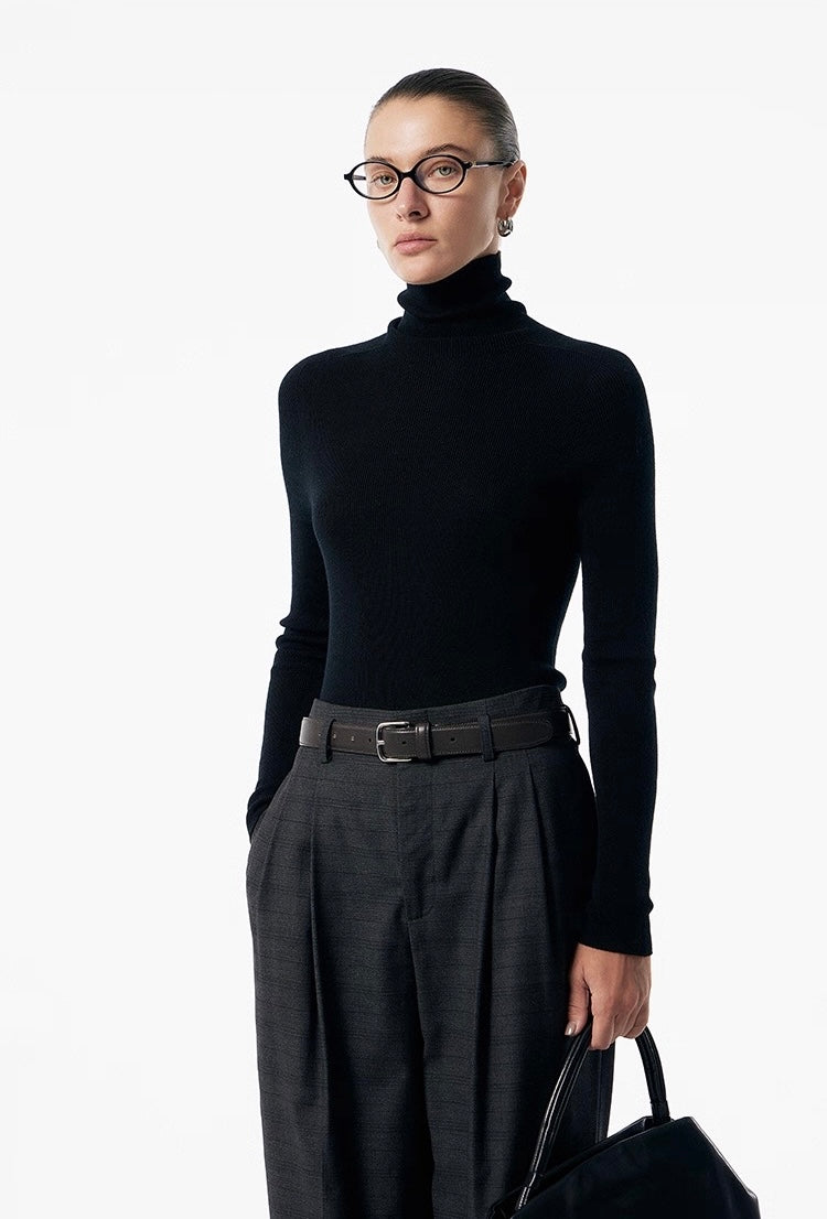 Mol Ultra Thin Merino Turtleneck Black