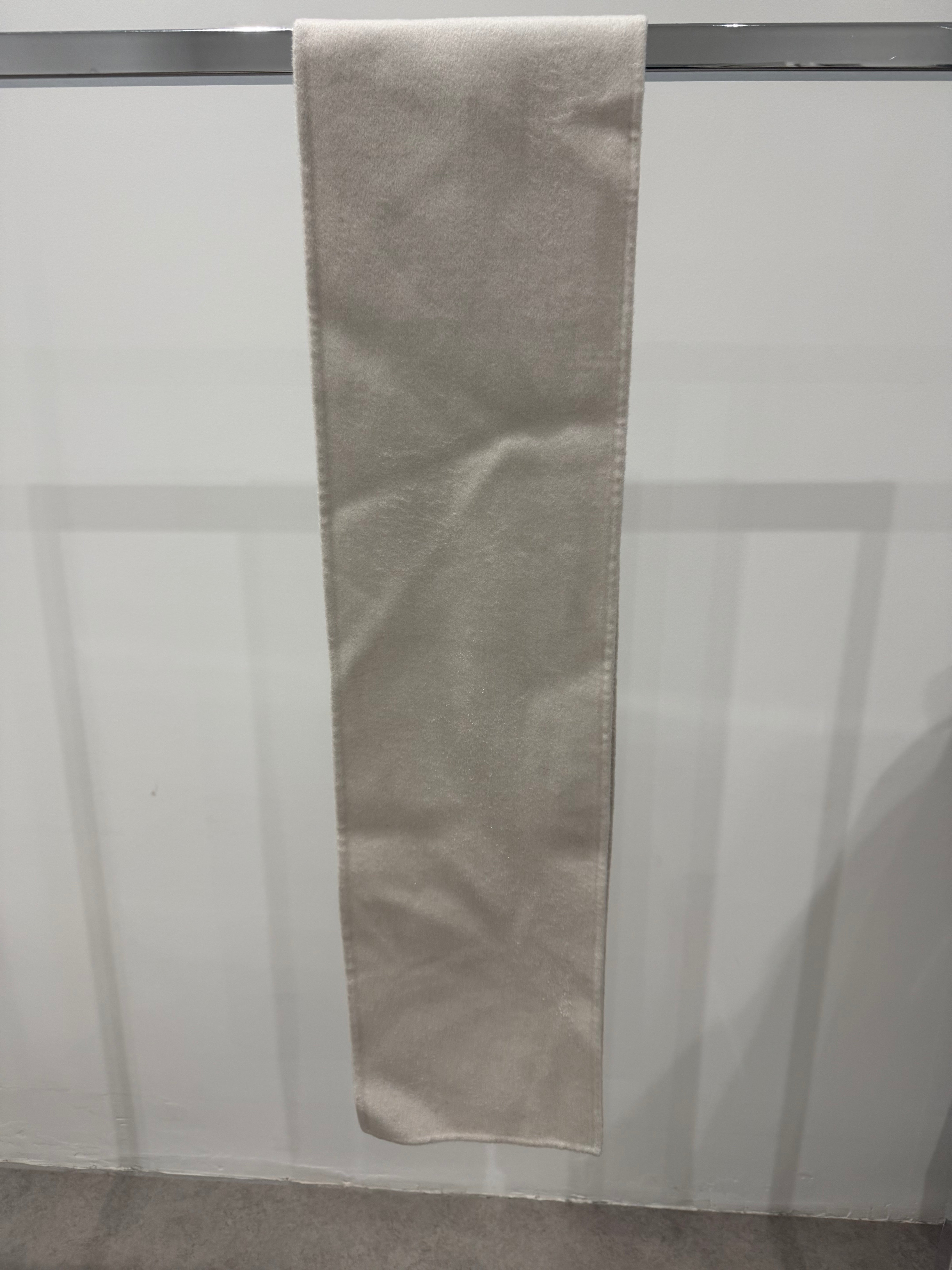 Wool Scarf Bone