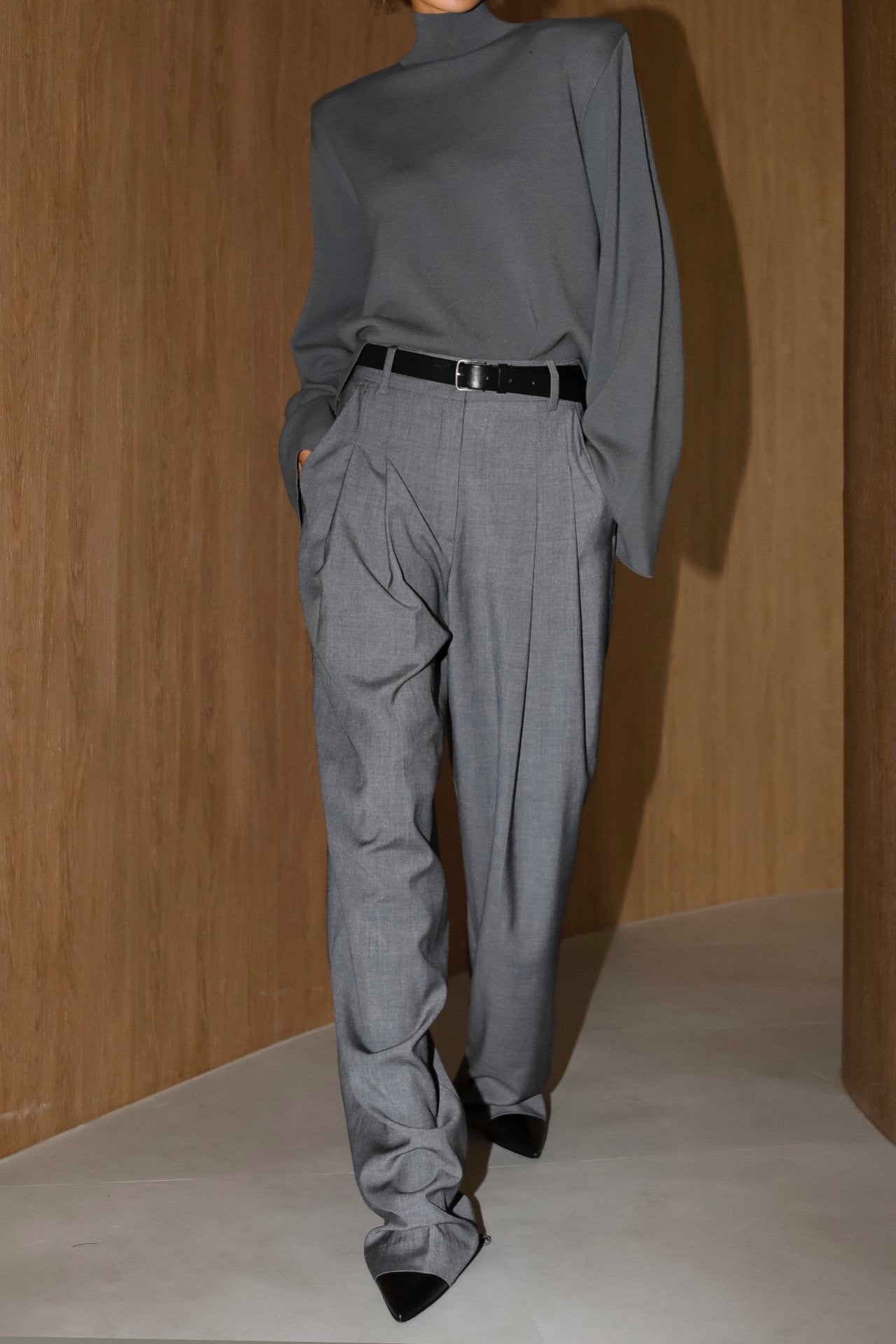 Wide Leg Tencel Wool Blend Pintuck Trousers Graphite