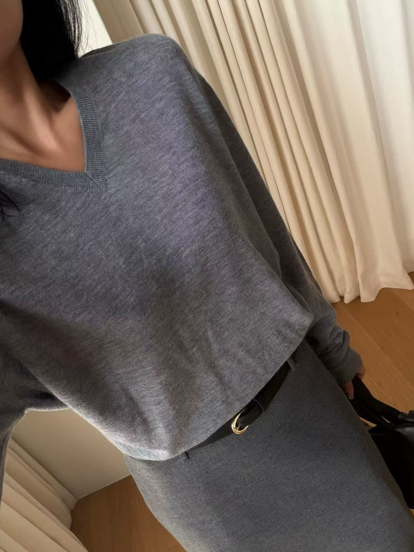 Kyle V Neck Wool Knit Charcoal