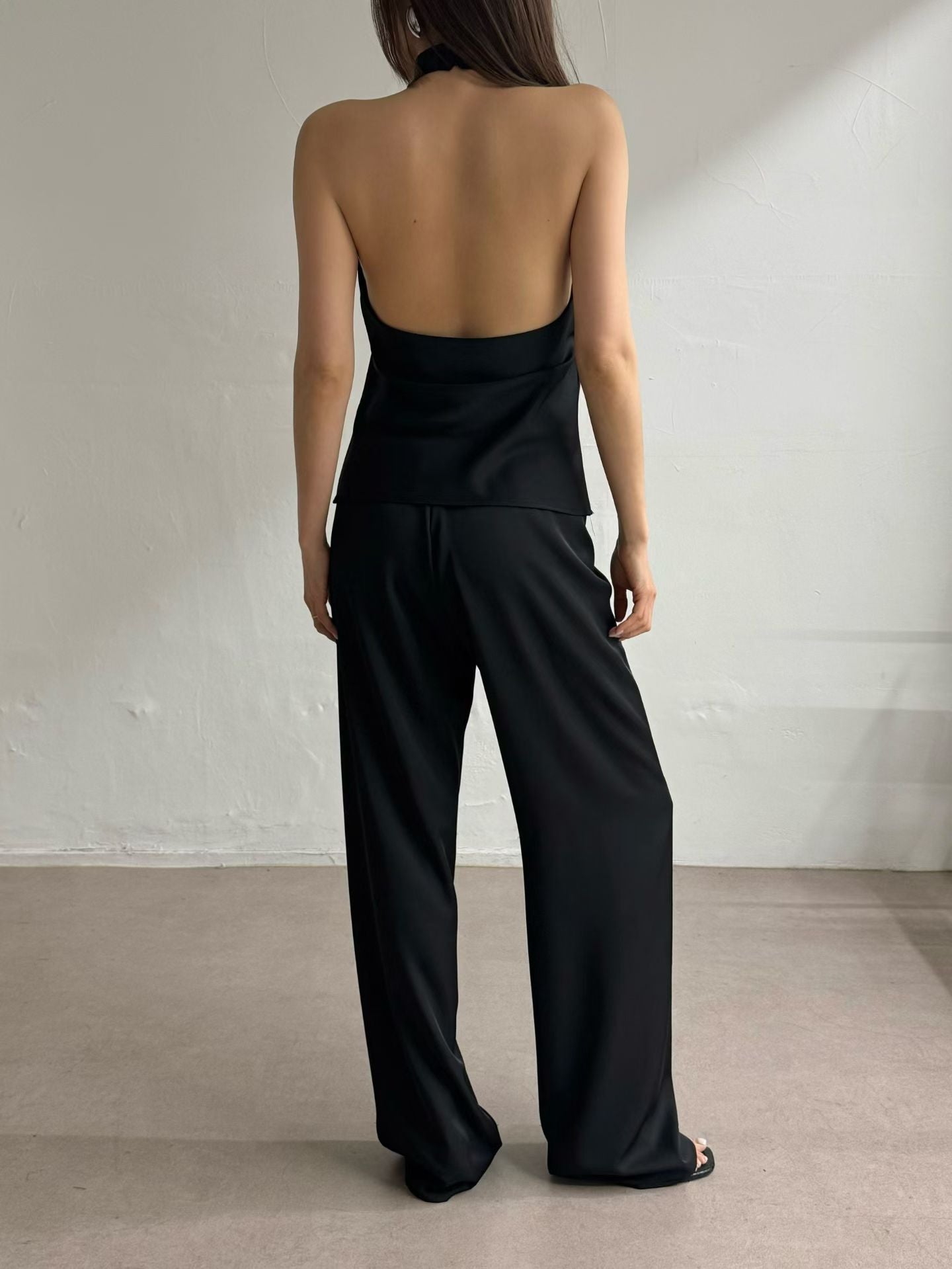 Romi Halter Top Onyx