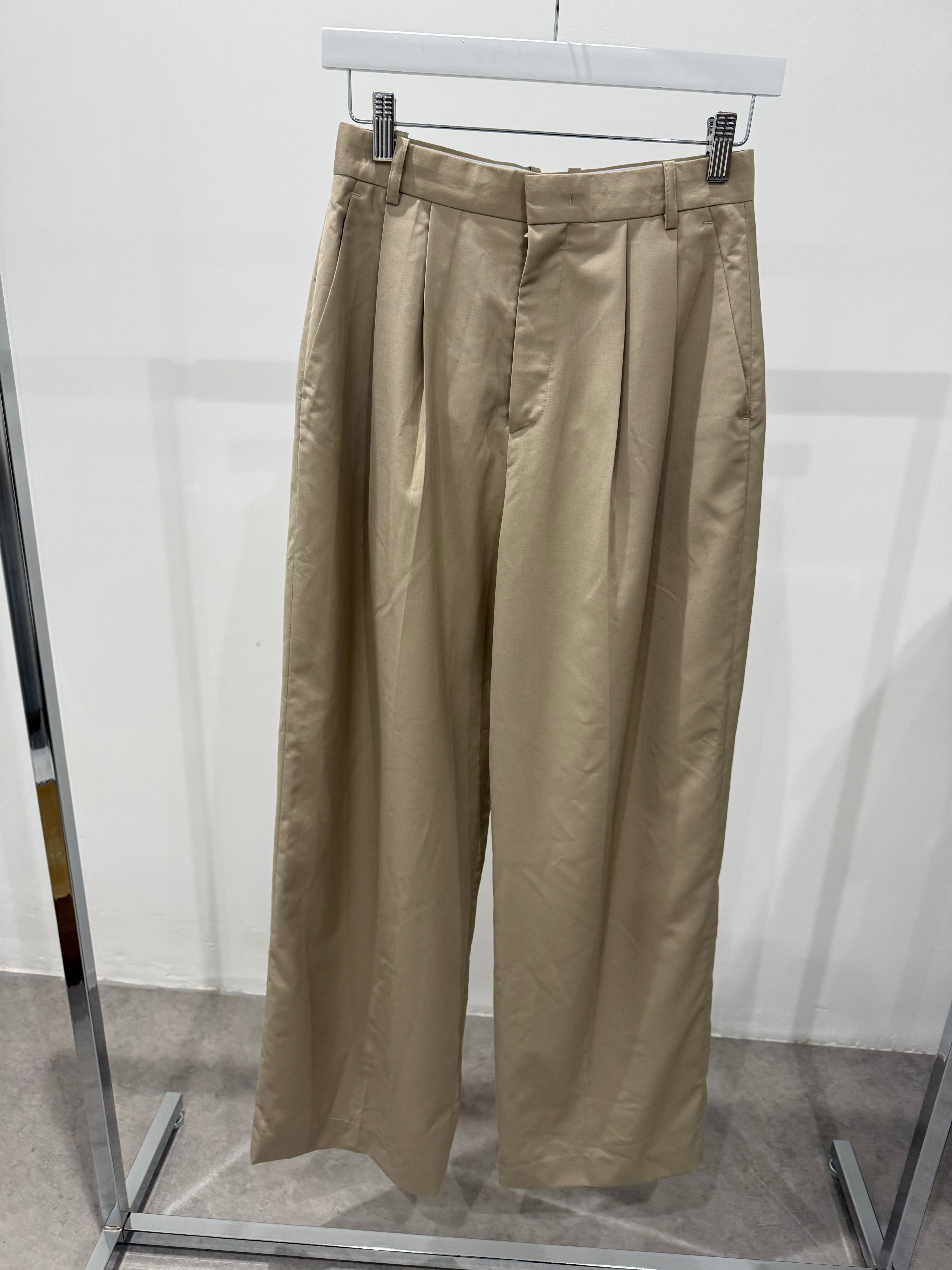 Pintuck Trousers Beige