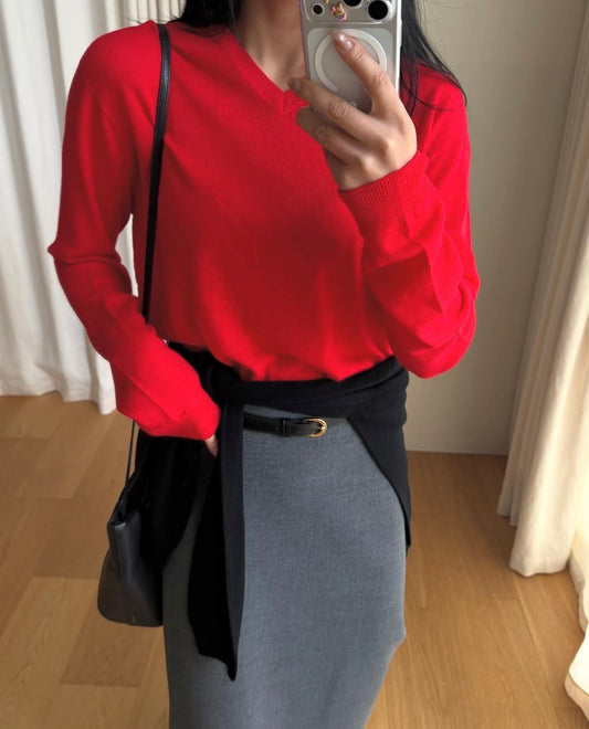 Kyle V Neck Wool Knit Cherry