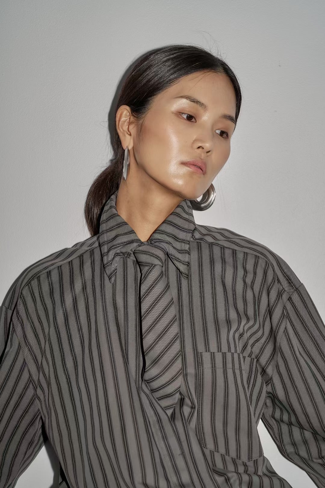 Aby Longline Stripe Tie Shirt Charcoal