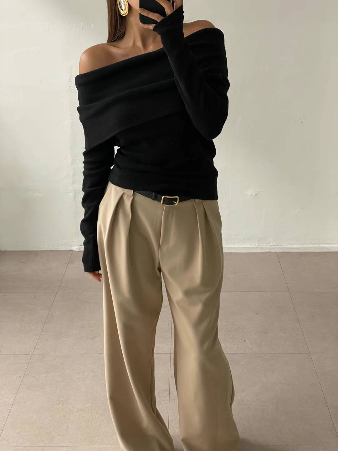Veni Off Shoulder Knit Top Onyx