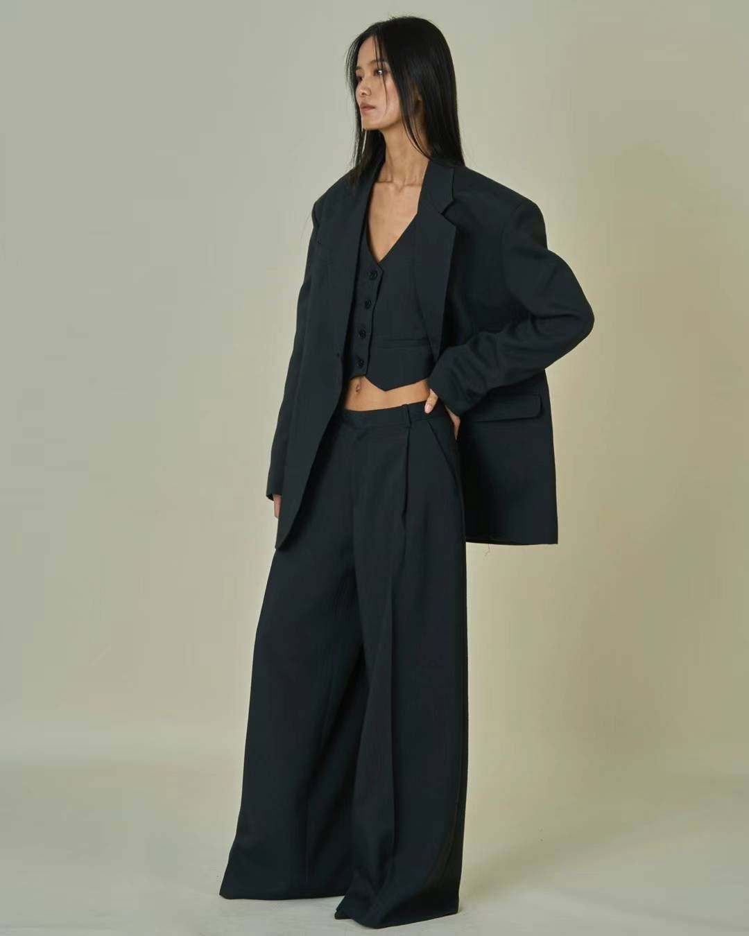 Valentina Pintuck Trousers Black